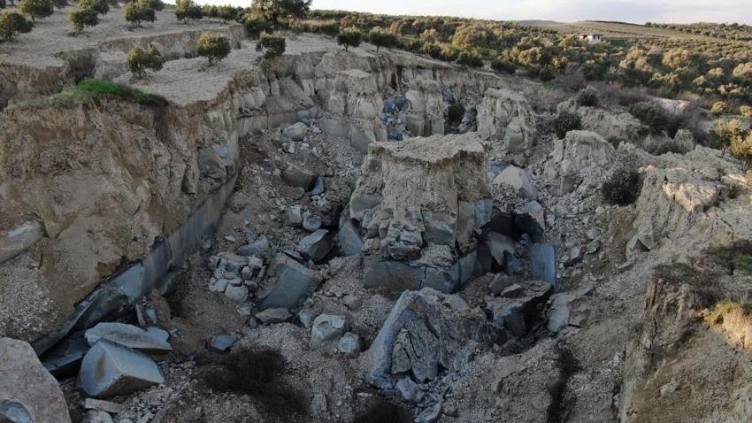 Hatay’da deprem sonrası dehşete düşüren görüntü