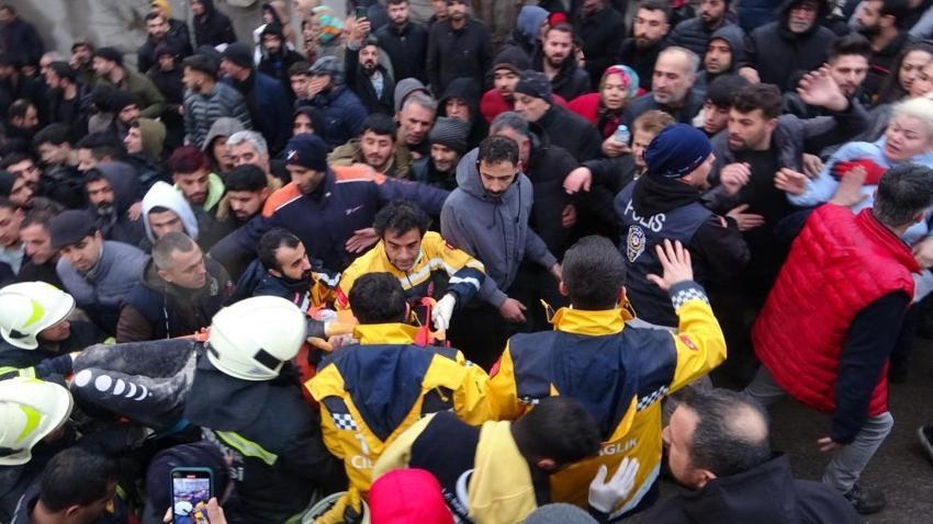 Afetzede hak sahipliği başvurusu nasıl yapılır? E devlet AFAD hak sahipliği başvurusu ve AFAD kayıt oluşturma ekranı...