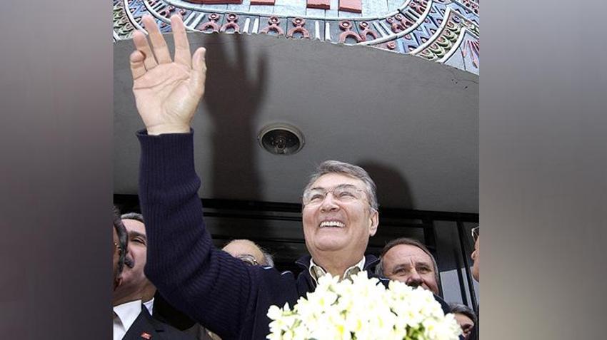 Deniz Baykal hayatını kaybetti! ABD'de okudu, siyasi yasaklı oldu, işte Deniz Baykal'ın hayatı