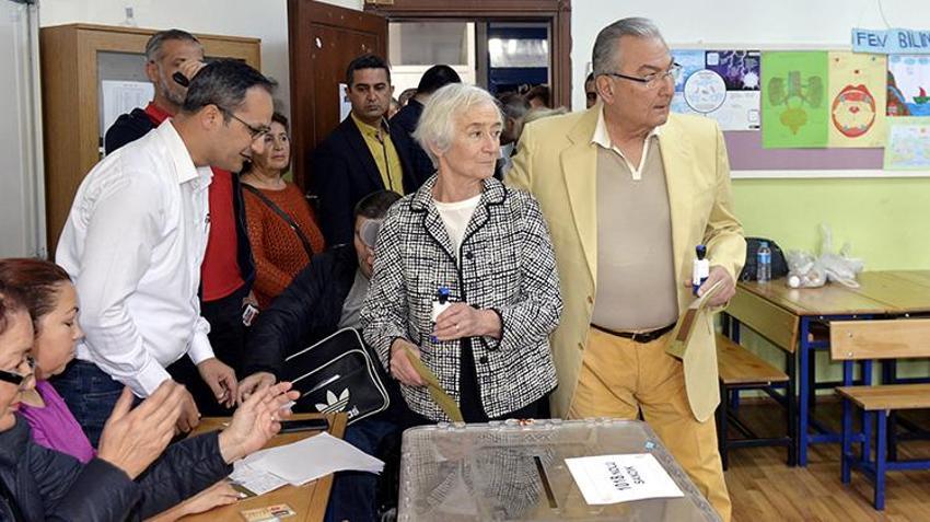 Deniz Baykal hayatını kaybetti! ABD'de okudu, siyasi yasaklı oldu, işte Deniz Baykal'ın hayatı