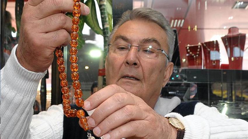 Deniz Baykal hayatını kaybetti! ABD'de okudu, siyasi yasaklı oldu, işte Deniz Baykal'ın hayatı