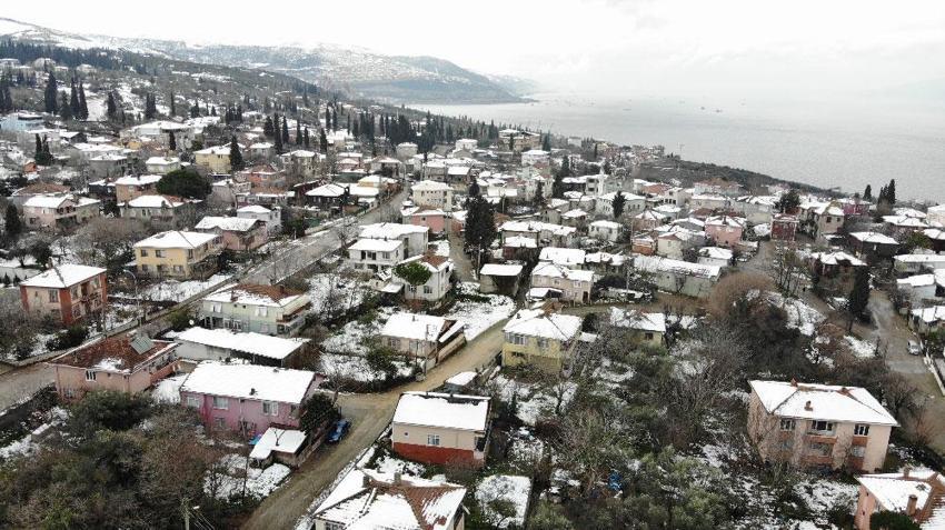 17 Ağustos depreminin yıkamadığı Tavşancıl'ın sırrını mahalle sakinlerini anlattı