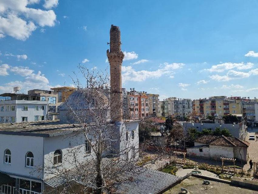 Depremin ortasındaki bu ilçedeki tek bina bile yıkılmadı