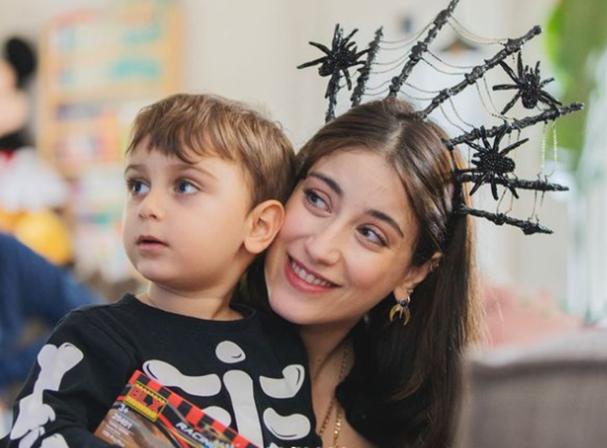 Karnı burnunda depremzedelere yardıma koşmuştu! Hazal Kaya kızı Leyla Süreyya'ya kavuştu