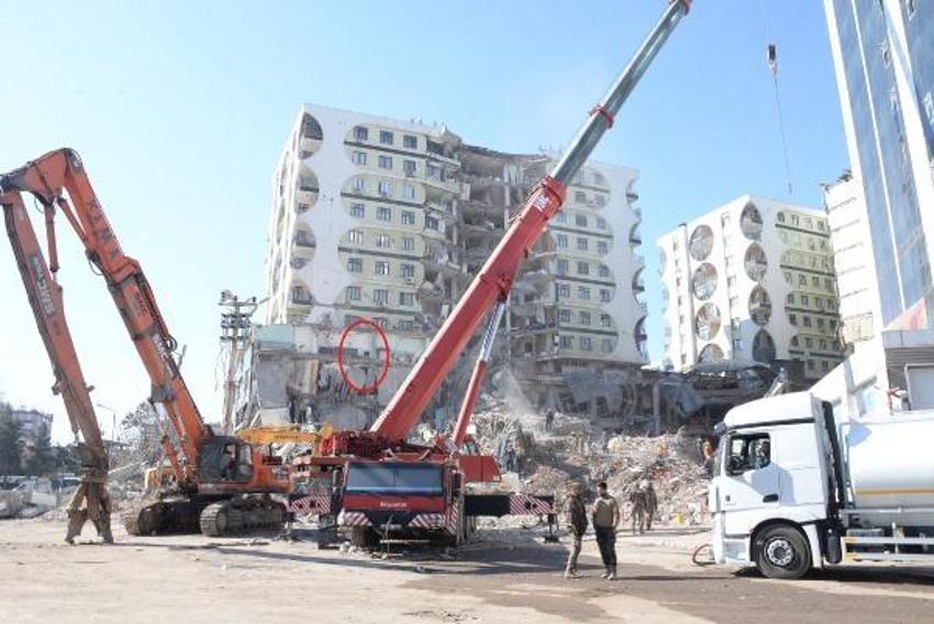Duygulandıran buluşma! 'Polise sırtını kırarım dedim, bir şey olmaz sen benim annemsin dedi’