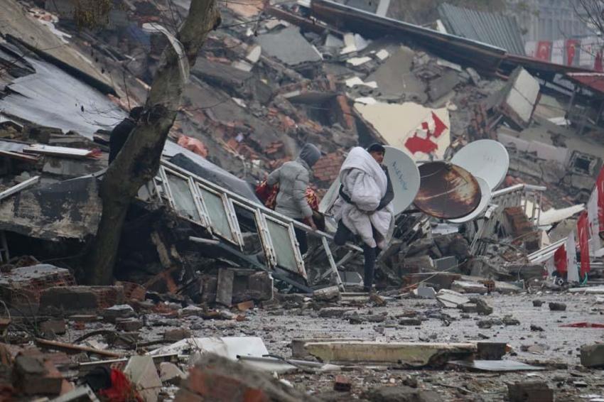 Can kaybı kaç oldu? Depremde ölenlerin sayısı kaç oldu, can kaybı kaça yükseldi? Deprem can kaybı son durum 13 Şubat!