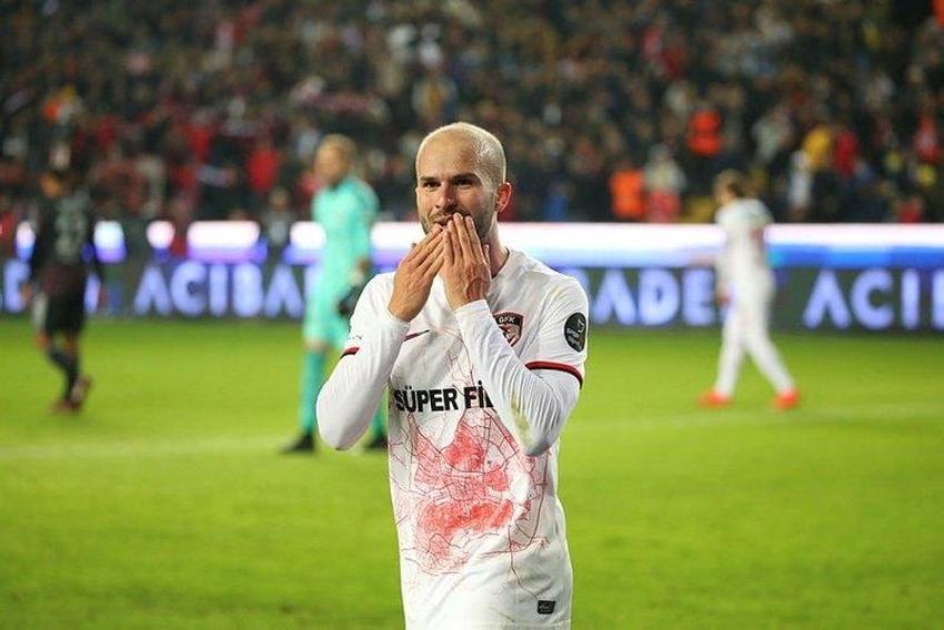 Süper Lig'in yıldızı 'Ben Antalya'da kalacağım' dedi yüzyılın afetinden son anda kurtuldu
