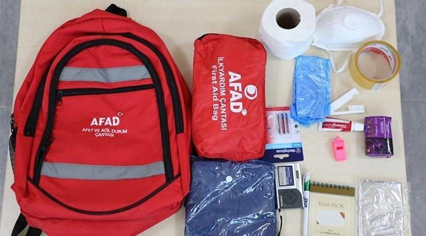 Deprem çantası listesi! Deprem çantasında olması gerekenler neler, deprem çantasında neler olur, hangi yiyecekler bulunur?