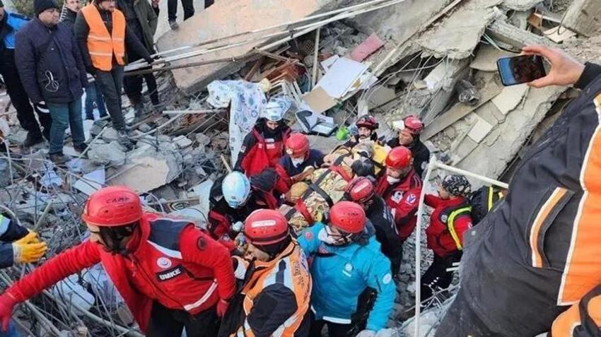 Türkiye Tek Yürek hesap numarası (IBAN) Deprem ortak yayın bağışı nasıl yapılır? Ortak yayın bağışı IBAN numarası ve SMS bağışı!