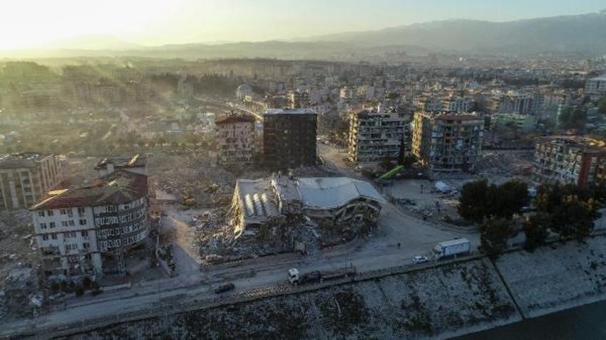 Antakya'daki büyük yıkım dron ile görüntülendi  