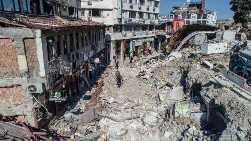 Antakya'daki büyük yıkım dron ile görüntülendi  
