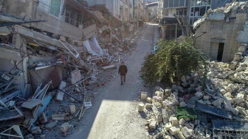 Antakya'daki büyük yıkım dron ile görüntülendi  