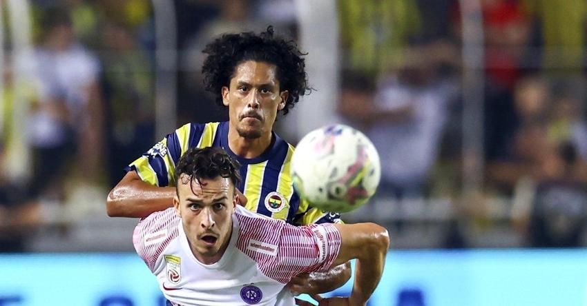 Fenerbahçe'de yabancı sayısı 14'e düştü! Okay Yokuşlu ile Emre Mor'un hocasının yanına gidiyor