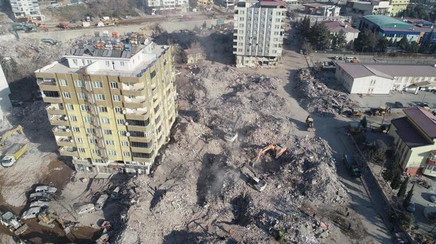 Maraş Ebrar Sitesi kaç yılında yapıldı? Ebrar Sitesi müteahhidi tutuklandı mı, Tevfik Tepebaşı kimdir, bulundu mu? 
