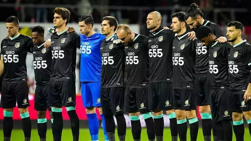 Sneijder ve Burak depremzedeler için kolları sıvadı Ajax açıklama yaptı: Bizi yanlış anladınız