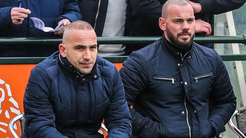 Sneijder ve Burak depremzedeler için kolları sıvadı Ajax açıklama yaptı: Bizi yanlış anladınız
