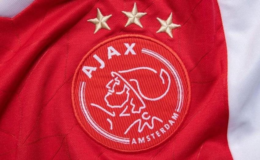 Sneijder ve Burak depremzedeler için kolları sıvadı Ajax açıklama yaptı: Bizi yanlış anladınız