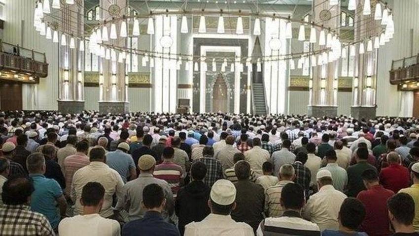 17 Şubat Cuma namazı saat kaçta? Miraç kandili günü il il Cuma namazı vakitleri