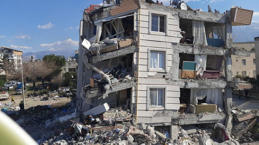 Deprem sonrası kritik rapor! '4 ilçede acil uygulanmalı'