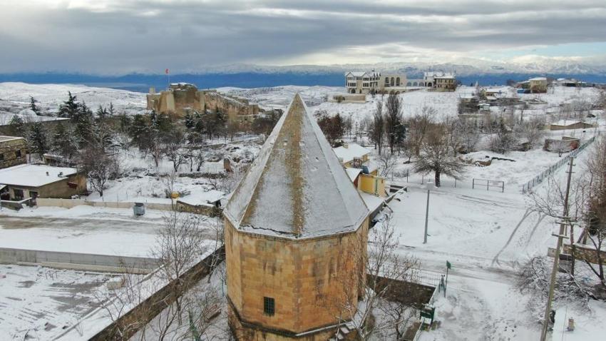 3 büyük deprem gördü! 5 bin yıllık tarihi mahallede tek taş bile düşmedi