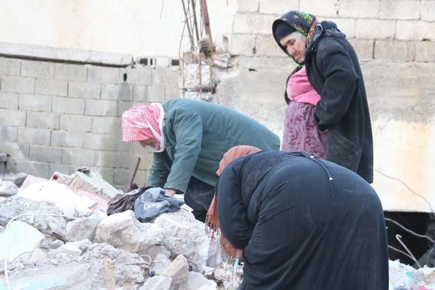 İç savaştan kaçtılar depreme yakalandılar