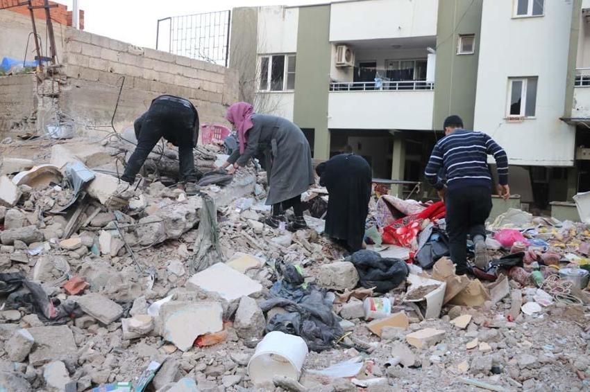 İç savaştan kaçtılar depreme yakalandılar