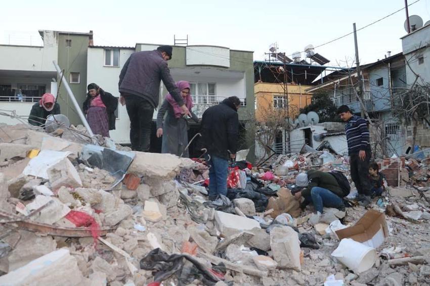 İç savaştan kaçtılar depreme yakalandılar