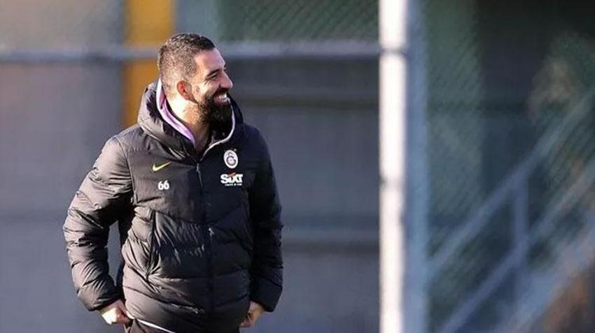 Kulisleri sallayan Arda Turan iddiası! Yıldızlar topluluğunun başına geçiyor