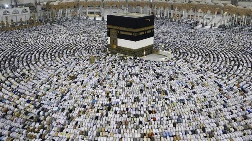 Kabe'nin etrafında neden dönülür? Kabe ne zaman kıble oldu?