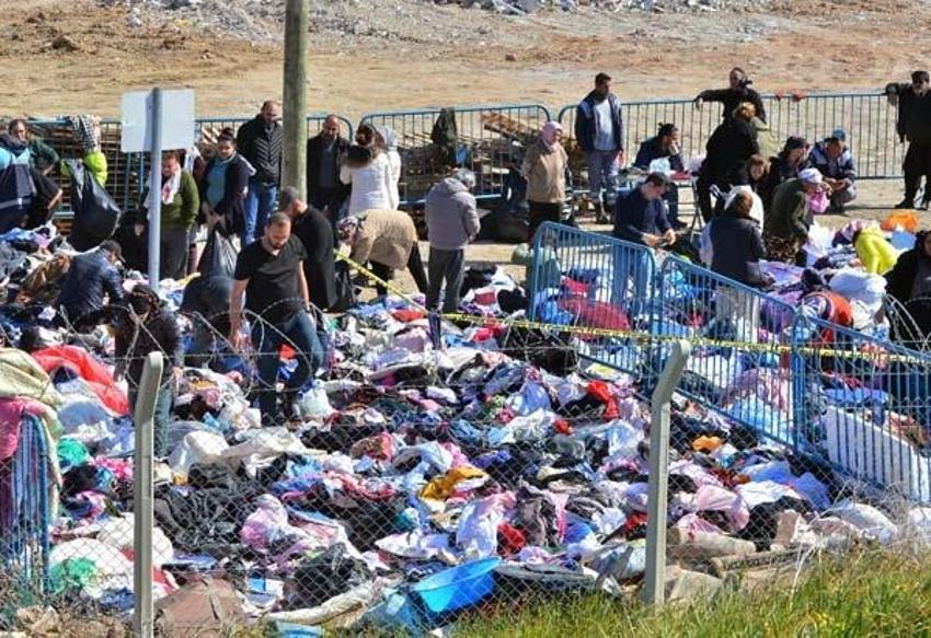 Depremzedeler, molozlar arasında gözyaşları içinde anılarını arıyor: 'Sözün bittiği yerdeyim'