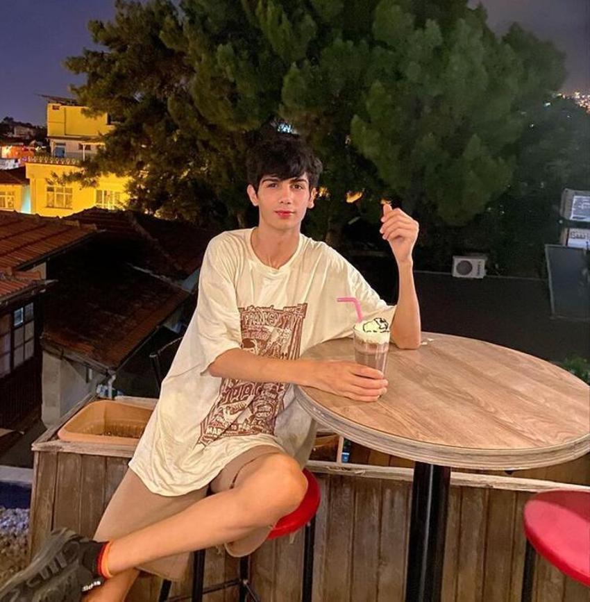 CZN Burak'tan duygulandıran Taha Duymaz paylaşımı!