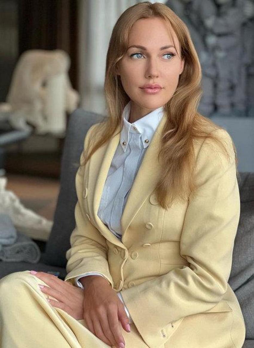 Meryem Uzerli eleştirilere yanıt verdi! 'İnsani anlamda anlamıyorum'