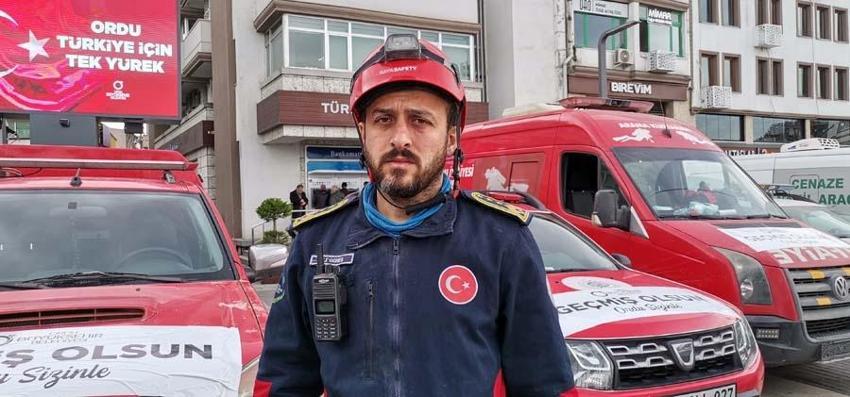 Malatya ve Adıyaman’da enkazdan 10 kişiyi sağ çıkardılar! 'Allah bir daha böyle acılar yaşatmasın'