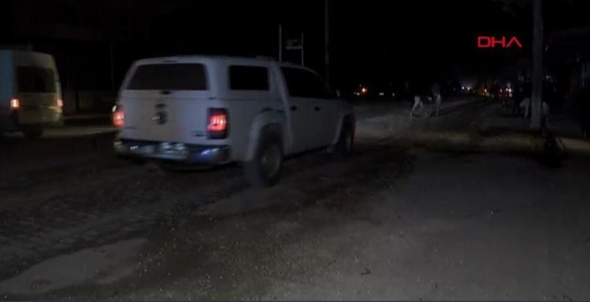 Hatay'da 3 dakika arayla iki deprem! Bölgeden ilk görüntüler 
