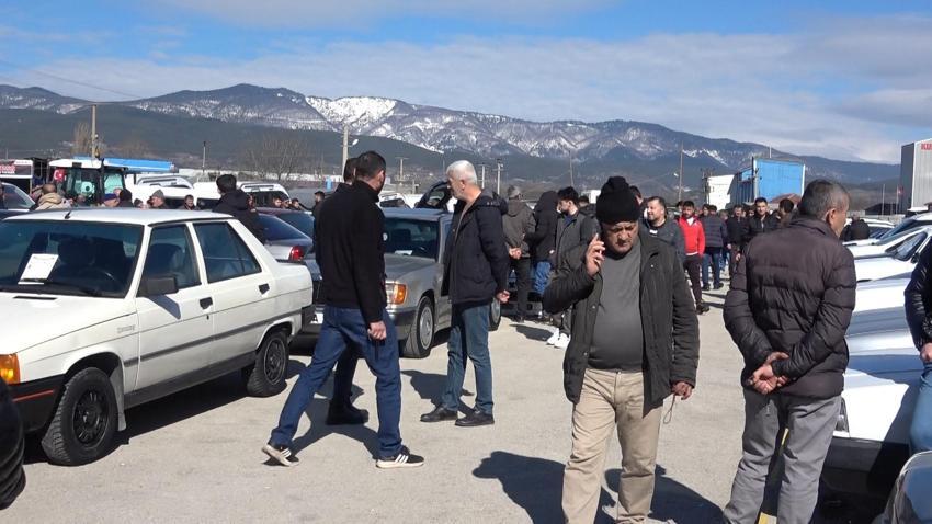 Araba piyasasında dikkat çeken gelişme! Büyük yoğunluk yaşanıyor