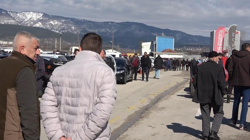 Araba piyasasında dikkat çeken gelişme! Büyük yoğunluk yaşanıyor