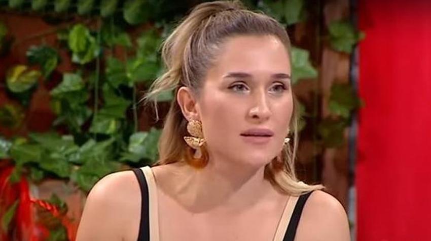 Sema Aydemir Hatay'da depreme yakalandı! 'Yanımızdaki binanın duvarları yıkıldı'
