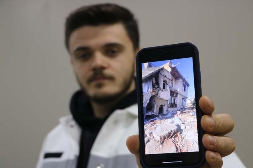 'Boşaltın artçı sarsıntı oluyor' uyarılarına rağmen enkaz altında kalıp gelin ve kaynanayı kurtardılar