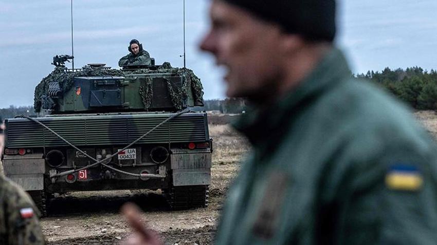 Uydu görüntülerinde ortaya çıktı! Rusya'nın Kiev'e gönderdiği 56 km’lik zırhlı konvoyun hikayesi