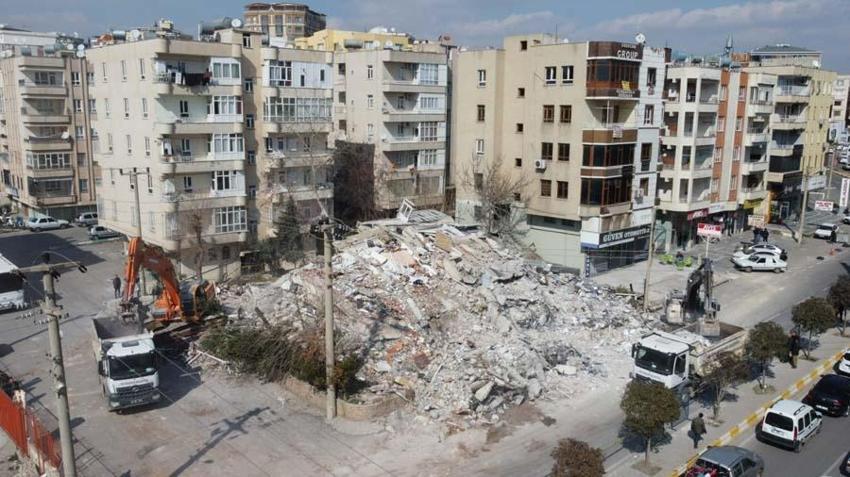 Depremzedelerin hak sahipliği başvurularında 2 ay içinde müracaat etmesi gerekiyor