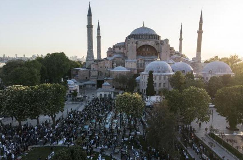 MEVLİD KANDİLİ NAMAZI SAAT KAÇTA, NE ZAMAN KILINIR? Diyanet Mevlid Kandili namazı kılınışı: Tesbih namazı nasıl kılınır, Mevlid kandili namazı kaç rekat kılınır?