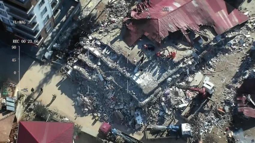 Karot testi zararlı mı? Karot almadan deprem testi nasıl yapılır, karot aldırmak binaya zarar verir mi, karot testi nedir, hangi binalardan alınır? 