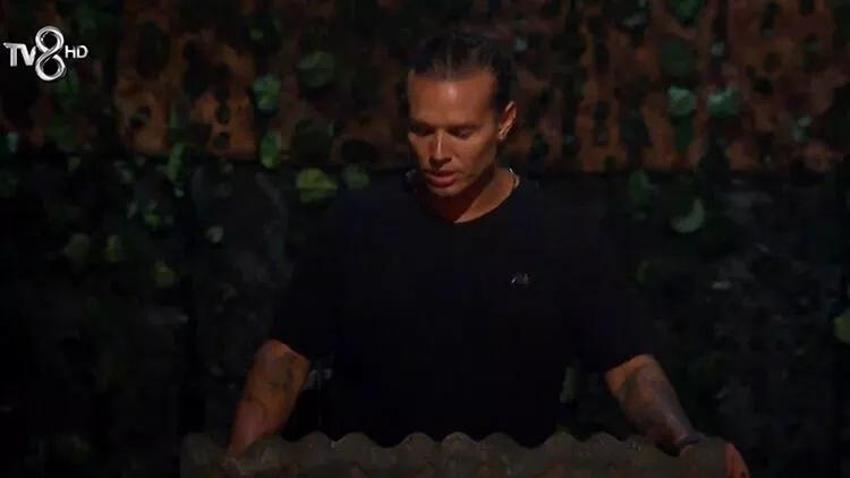 Survivor Çağla'dan riskli hareket! Çağla Taşdelen elendi mi? 