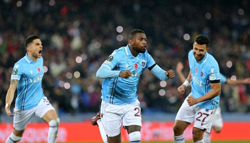 Basel - Trabzonspor maçında tartışılan penaltı ve ofsayt kararı! İptal edildi