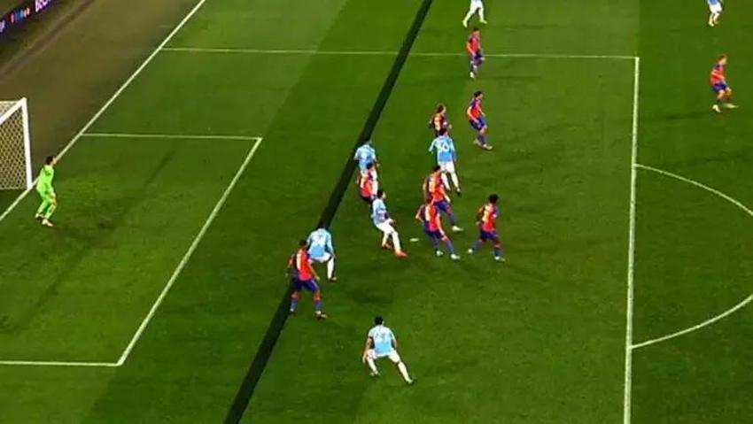 Basel - Trabzonspor maçında tartışılan penaltı ve ofsayt kararı! İptal edildi
