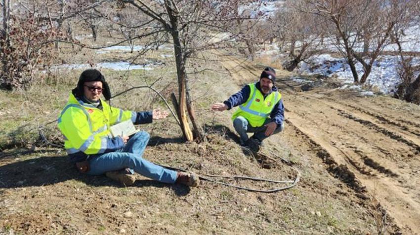Binalar saniyeler içinde metrelerce yürüdü! Fotoğraflarda ortaya çıktı, görenler inanamadı