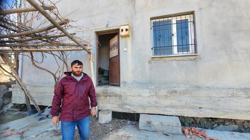 Binalar saniyeler içinde metrelerce yürüdü! Fotoğraflarda ortaya çıktı, görenler inanamadı