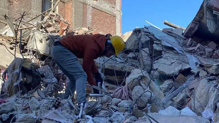 'Riskli yapı' raporu verilen binada oturan kiracılar dikkat! İşte yapılması gerekenler...