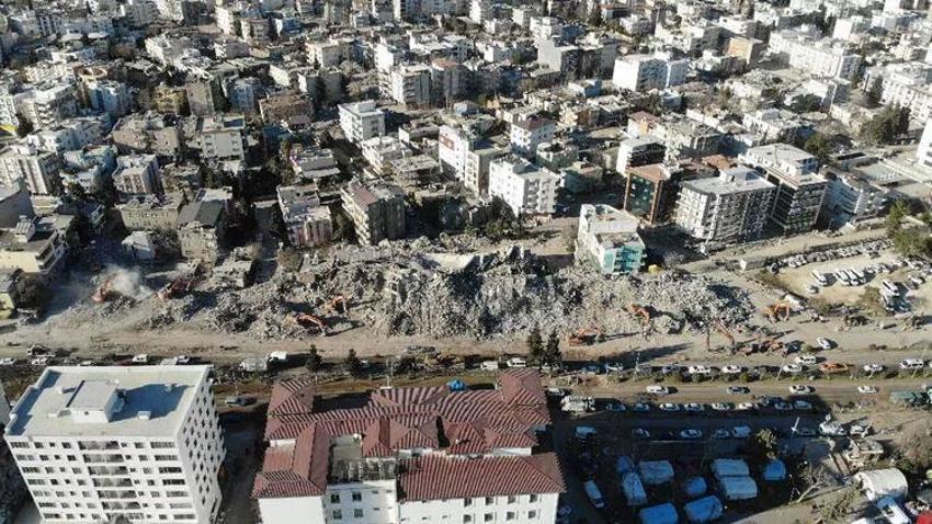 'Riskli yapı' raporu verilen binada oturan kiracılar dikkat! İşte yapılması gerekenler...