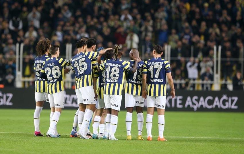 7 milyon euro'ya gelmişti! 4-0'a rağmen yıldız futbolcuya taraftarlardan büyük tepki